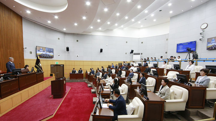 [대전=뉴시스] 대전 서구의회가 5일 제290회 제1차 정례회를 열고 있다. (사진=서구의회 제공) 2025.06.05. photo@newsis.com&nbsp;&nbsp;&nbsp; *재판매 및 DB 금지