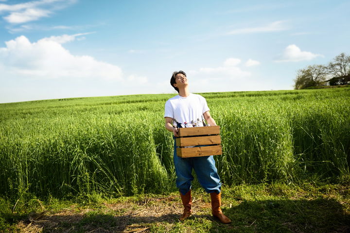 [유통가 새 얼굴] 테라 주지훈, 본테라 영케이…주류 광고 접수한 '핫 아이콘'