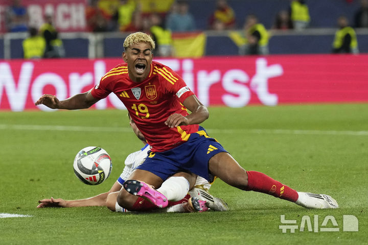 [슈투트가르트=AP/뉴시스] 스페인 축구 국가대표팀의 라민 야말. 2025.06.05.