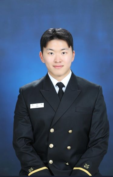 [서울=뉴시스]시포자 해군 주민서 소위. (사진=국방부 제공) 2025.06.06 *재판매 및 DB 금지