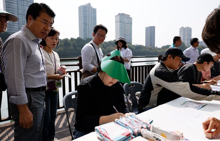 [서울=뉴시스] 정신건강의날 기념행사. 2025.06.08. (사진=송파구 제공) *재판매 및 DB 금지