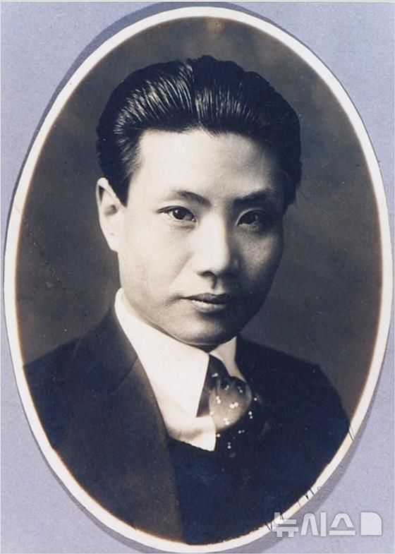 사진설명= 우리나라 최초 미술사학자 우현 고유섭 선생(사진= 인천시 제공)