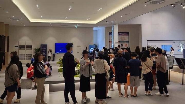 [서울=뉴시스] 오산 세교 아테라 견본주택. (사진=금호건설 제공) 2025.06.09. photo@newsis.com *재판매 및 DB 금지