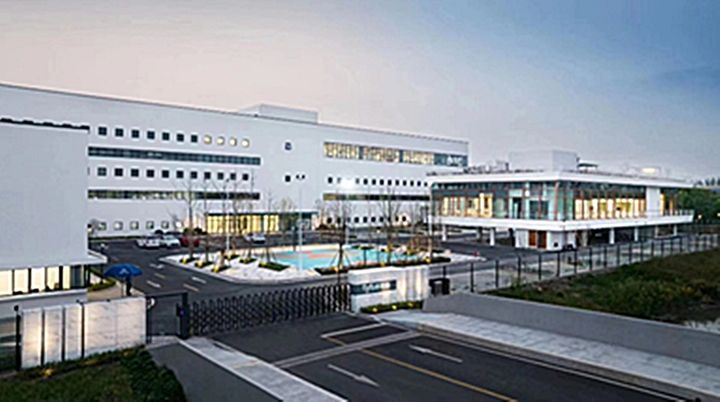 [서울=뉴시스] 시지바이오와의 합작법인 '려천바이오텍'이 입주해 인체조직 및 재생의료기기 생산을 본격화할 예정인 산유 메디칼 제2공장 전경 (사진=시지바이오 제공) 2025.06.09. photo@newsis.com *재판매 및 DB 금지