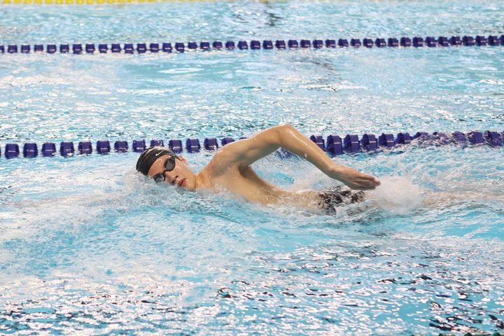 [서울=뉴시스] 9일 오전 충북 진천 국가대표선수촌에서 열린 수영센터 재개관 기념식에서 황선우가 시연을 선보이고 있다. (사진 = 대한체육회 제공) *재판매 및 DB 금지