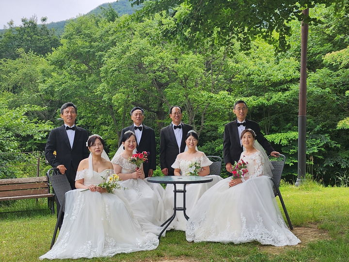 [합천=뉴시스] 가야산생태탐방원, 친환경 숲 리마인드 웨딩 운영 (사진=합천군 제공) 2025. 06. 09. photo@newsis.com&nbsp;&nbsp; *재판매 및 DB 금지