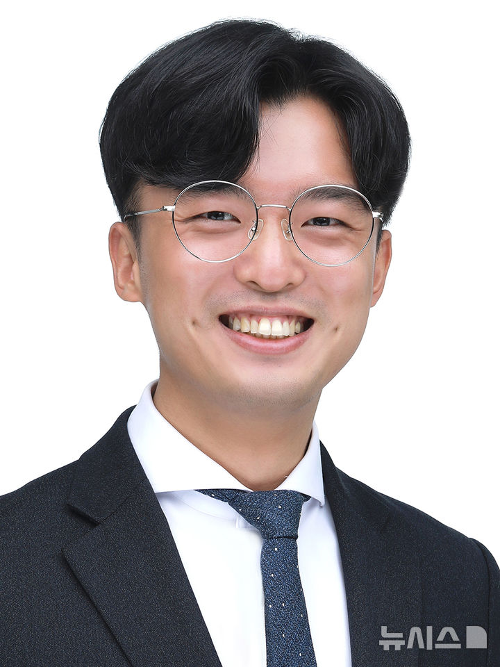 [전주=뉴시스]윤난슬 기자 = 이성국 전주시의원(효자5동). (사진=전주시의회 제공)