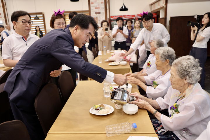 [보은소식]90~100세 장수노인 49명 초청, 따뜻한 생일잔치 등