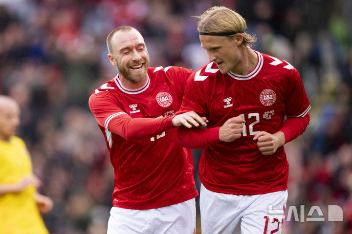 [오덴세=AP/뉴시스]덴마크 축구대표팀. 2025.06.10.