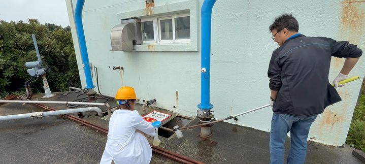 [서울=뉴시스] 식품의약품안전처는 2020년부터 2024년까지 5년간 전국 주요 하수처리장의 시료를 채취·분석한 불법 마약류 사용 실태조사 결과 대상을 기존 15종에서 올해 200여종으늘려 조사를 강화한다고 12일 밝혔다. (사진=식약처 영상 캡처)&nbsp; 2025.06.11. photo@newsis.com *재판매 및 DB 금지