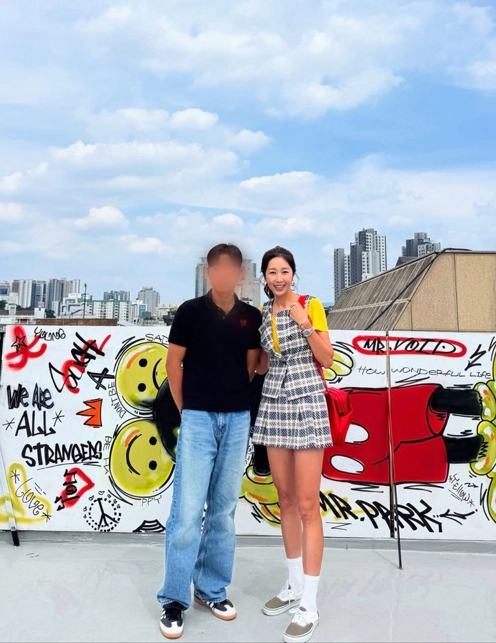 [서울=뉴시스] 가수 윤종신 아내이자 전 테니스선수 전미라가 아들의 근황을 공개했다. (사진=전미라 인스타그램 캡처) 2025.06.12. photo@newsis.com *재판매 및 DB 금지