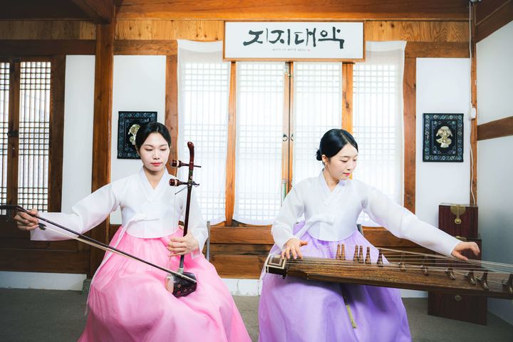 '진연' 연주자들의 연주 장면. (이미지=더 크리에이터스 제공) *재판매 및 DB 금지