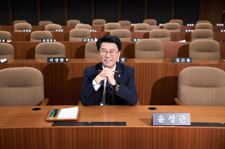 [수원=뉴시스] 경기도의회 윤성근(국민의힘·평택4) 안전행정위원회 부위원장. (사진=경기도의회 제공) 2025.06.12. photo@newsis.com *재판매 및 DB 금지