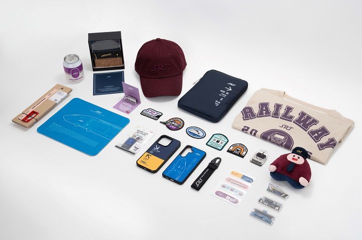 [서울=뉴시스] 'SRT 굿즈 2025 여름 에디션' 17종의 모습. 2025.06.13. (사진=에스알 제공) photo@newsis.com  *재판매 및 DB 금지