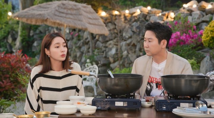 [서울=뉴시스] 이민정(왼쪽), 신동엽. (사진=KBS 2TV '가는정 오는정 이민정' 제공) 2025.06.13. photo@newsis.com *재판매 및 DB 금지