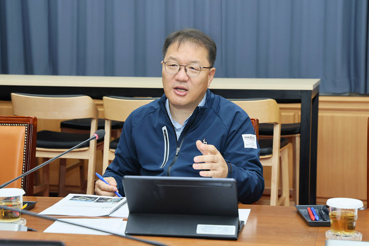 장금용 창원시장 권한대행 *재판매 및 DB 금지