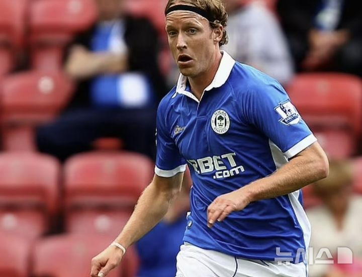  [뉴시스] 네덜란드 출생 전 프리미어리그 스타가 대규모 마약 유통 사건의 핵심 인물이었다는 정황이 밝혀졌다. (사진=데일리메일) 2025.6.13&nbsp;&nbsp;&nbsp;&nbsp;&nbsp;&nbsp; 