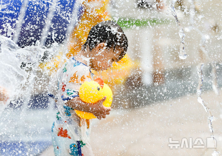 '청주 34.5도' 충북 이틀 연속 올해 최고 기온 경신