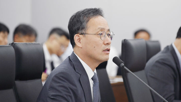 [세종=뉴시스] 이형일 기획재정부 장관 직무대행 1차관이 16일 오전 정부세종청사에서 확대간부회의를 주재하고 있다. (사진 = 기재부 제공) 2025.06.16. *재판매 및 DB 금지