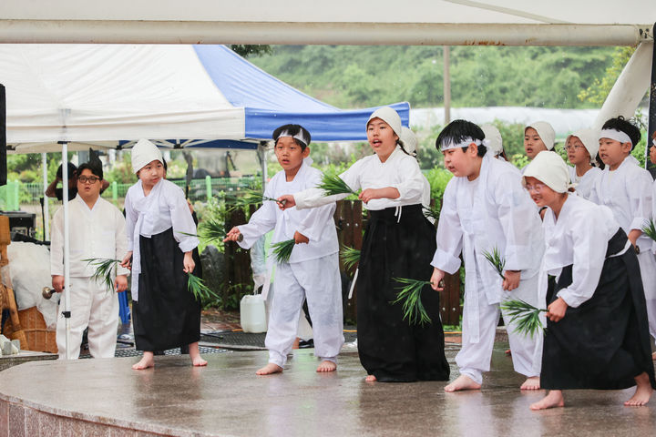 [고성=뉴시스] 대성초등학교의 고성농요 시연 모습. (사진=뉴시스 DB). photo@newsis.com&nbsp; *재판매 및 DB 금지
