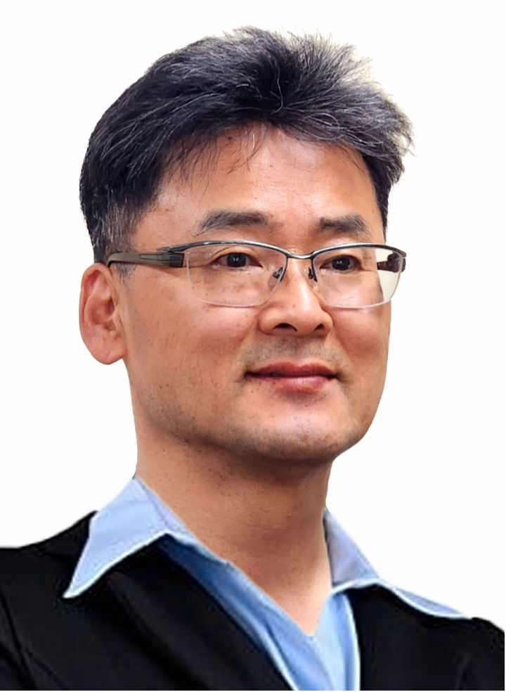 [진주=뉴시스] 경상국립대학교 김철환 교수. (사진=경상국립대 제공) 2025.06.16. photo@newsis.com *재판매 및 DB 금지