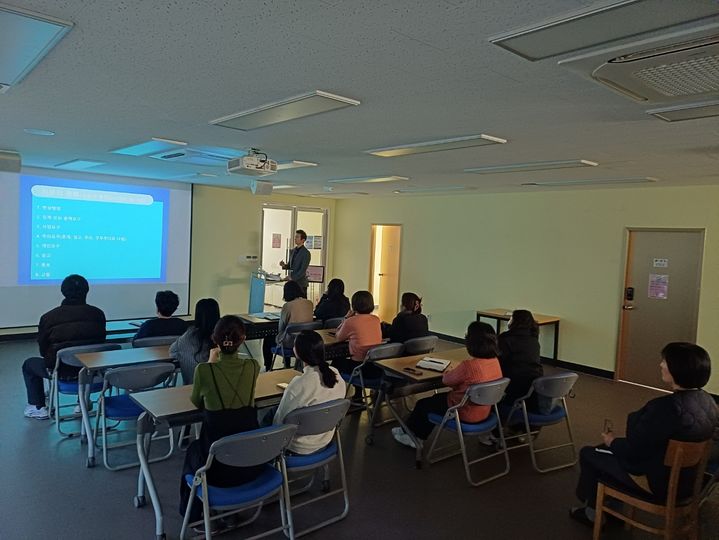 [서울=뉴시스] 공직자 역량 강화 교육. 2025.06.16 (사진 제공=성동구청) photo@newsis.com *재판매 및 DB 금지