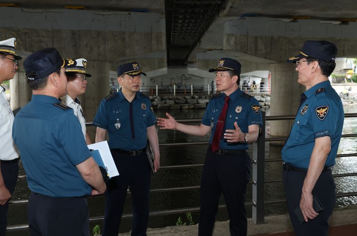 [대구=뉴시스]대구경찰, 여름철 풍수해 대비 현장 점검(사진=대구경찰청 제공) photo@newsis.com *재판매 및 DB 금지