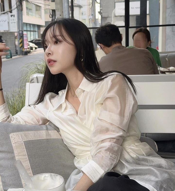 [서울=뉴시스] 이솔이. (사진=이솔이 인스타그램 캡처) 2025.06.17. photo@newsis.com *재판매 및 DB 금지
