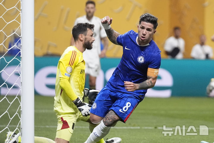 [애틀란타=AP/뉴시스] 잉글랜드 프로축구 프리미어리그(EPL) 첼시의 엔조 페르난데스. 2025.06.16. 