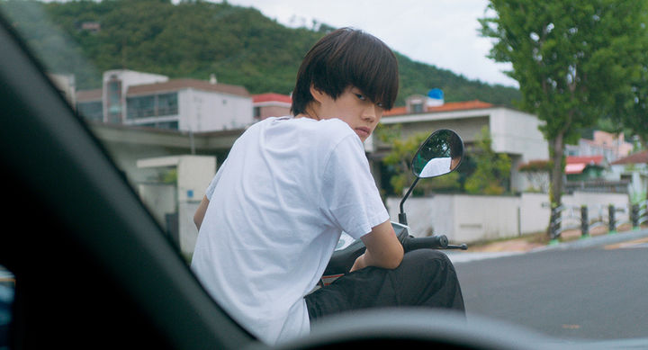 [서울=뉴시스] '여름이 지나가면'. (사진=엣나인필름 제공) 2025.06.17. photo@newsis.com *재판매 및 DB 금지