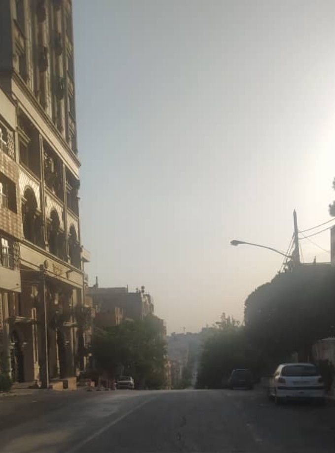 [서울=뉴시스] 이스라엘의 이란 테헤란 공습이 4일째로 접어든 16일 많은 시민들이 빠져나간 거리가 적막하다.(사진제공 더아시아엔) 2025.06.17. *재판매 및 DB 금지