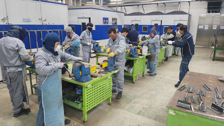 전북인력개발원, 조선업 기술 인력 양성 교육과정 (사진=군산시 제공) *재판매 및 DB 금지