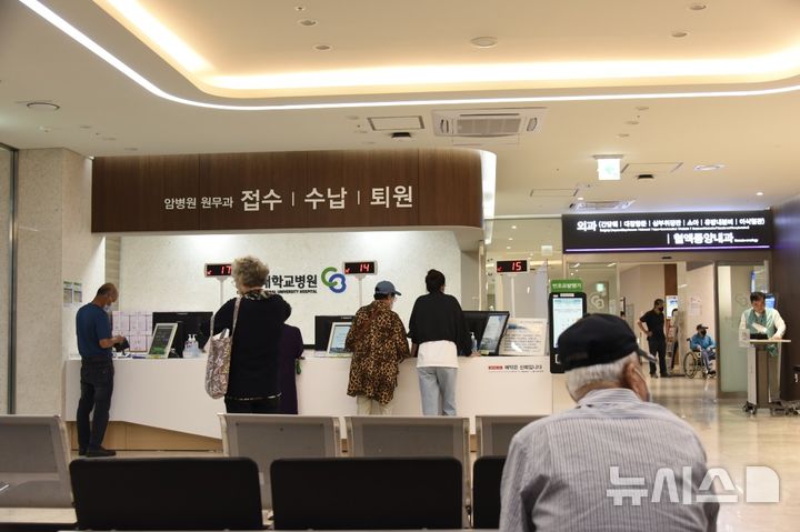 '전공의 복귀' 충북대병원…의정갈등 봉합, 비상진료 지속