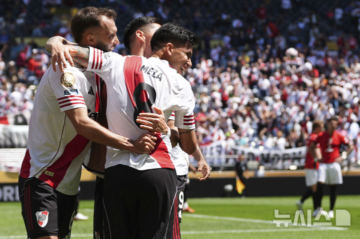 마드리드도, 맨유도, 뮌헨도 아니다…매경기 8만5000명씩 차는 축구클럽은