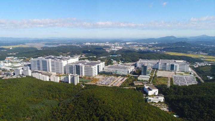 [수원=뉴시스] LG디스플레이 파주사업장. (사진=경기도 제공) 2025.06.18. photo@newsis.com *재판매 및 DB 금지