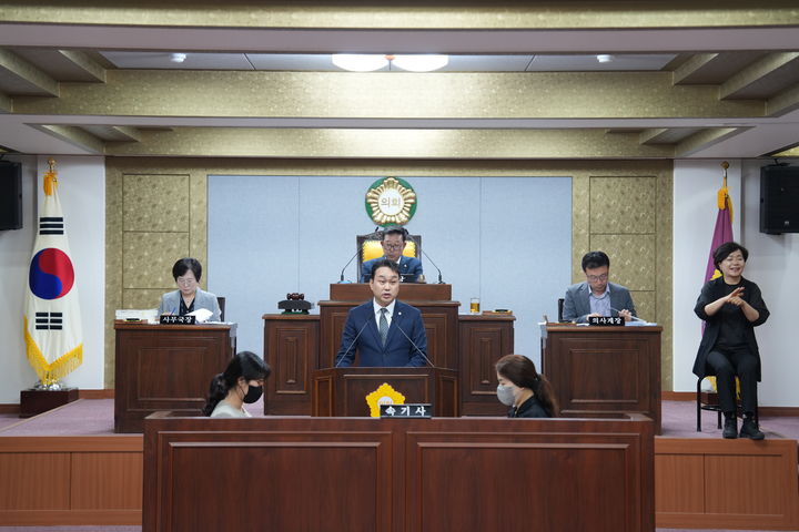 [부산=뉴시스] 부산 사하구의회 강현식 의원. (사진=사하구의회 제공) *재판매 및 DB 금지