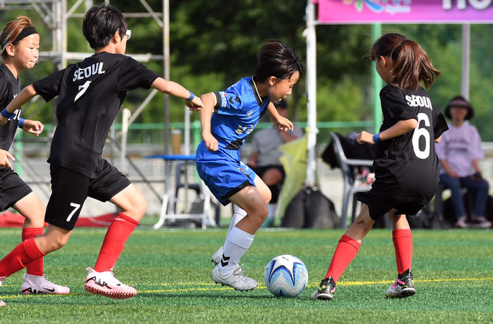 [서울=뉴시스] 여왕기 전국여자축구대회 경기 사진. (사진=한국여자축구연맹 제공) *재판매 및 DB 금지