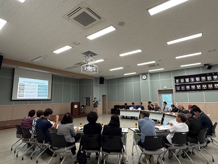 [가평=뉴시스] 접경지역 발전종합계획 수립 회의. (사진=가평군 제공) 2025.06.19. photo@newsis.com *재판매 및 DB 금지