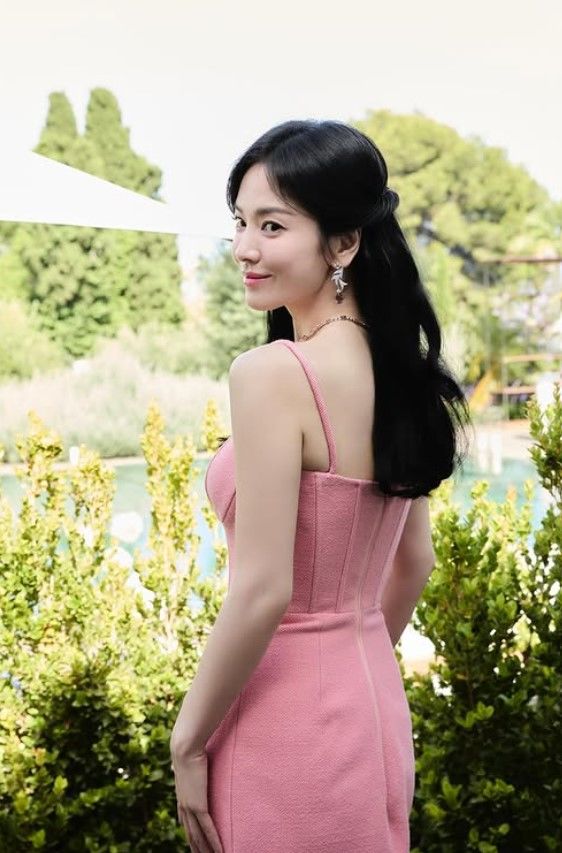 [서울=뉴시스] 송혜교. (사진=송혜교 인스타그램 캡처) 2025.06.19. photo@newsis.com *재판매 및 DB 금지