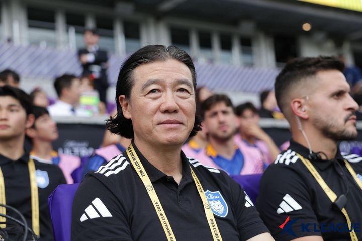 [서울=뉴시스] 프로축구 K리그1 울산 HD의 김판곤 감독. (사진=한국프로축구연맹 제공) *재판매 및 DB 금지