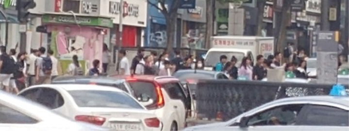 [춘천=뉴시스] 20일 춘천시는 태권관광 프로젝트로 태권도복만으로 관광지와 상점에서 할인받는 ‘도장깨기 이벤트’를 내달 2일 시작된다 고 밝혔다. 사진은 춘천 명동. syi23@newsis.com *재판매 및 DB 금지