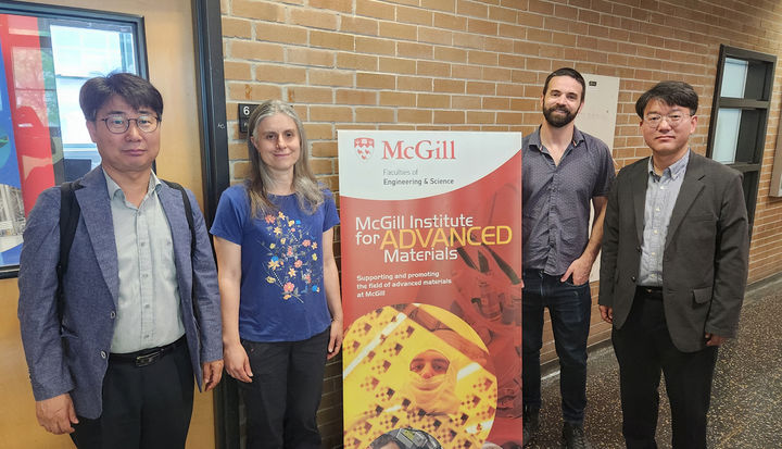 [대전=뉴시스] 국립한밭대와 캐나다 맥길대 관계자들 기념촬영. (사진=국립한밭대 제공) *재판매 및 DB 금지