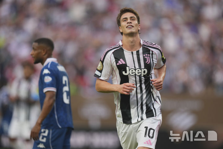 [필라델피아=AP/뉴시스]유벤투스 일디즈 멀티골. 2025.06.22.