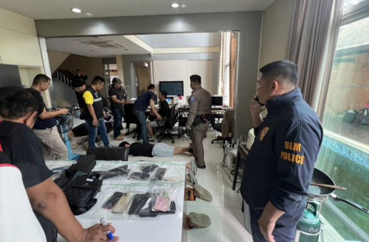 [뉴시스] 태국 경찰이 급습한 한국인 범죄 조직. (사진=방콕포스트) *재판매 및 DB 금지