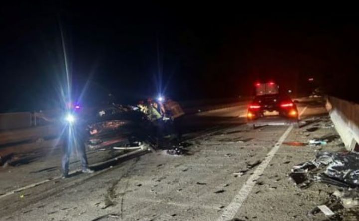 [용인=뉴시스] 23일 오전 1시51분께 경기 용인시 처인구 이동읍 45번 국도에서 음주 의심 차량이 역주행 사고를 내 1명이 숨졌다. 사고 현장 사진. (사진=경기도소방재난본부 제공) 2025.06.23. photo@newsis.com *재판매 및 DB 금지