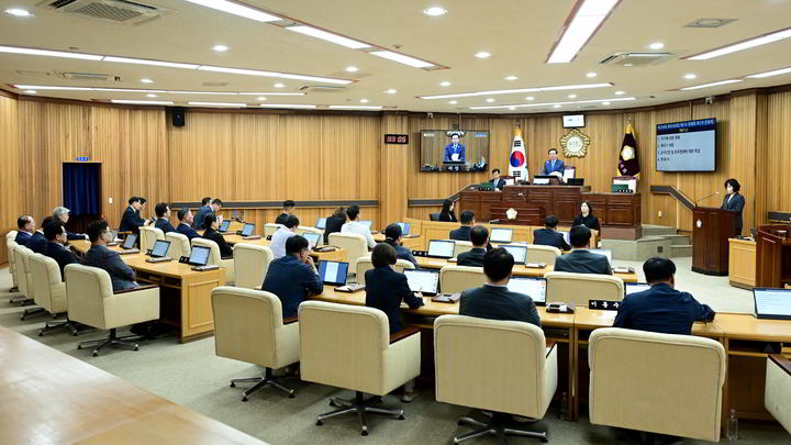 [목포=뉴시스]목포시의회 본회의. *재판매 및 DB 금지