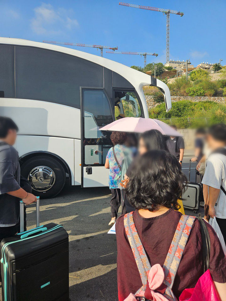 [서울=뉴시스] 외교부는 이스라엘 체류 우리 국민과 동포 45명이 육로를 통해 이집트로 대피했다고 23일 밝혔다. (사진=외교부 제공) 2025.06.23 *재판매 및 DB 금지