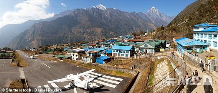 [뉴시스] 틱톡커가 소개한 영상에서 세계에서 가장 위험한 공항 1위로 네팔 루클라 공항이 선정됐다. (사진=데일리 메일) 2025.06.22 