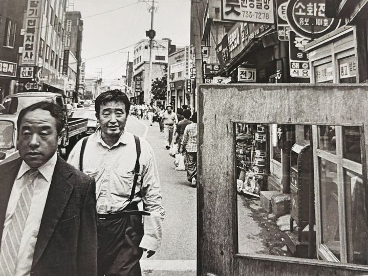 생전 정기용 대표와 백남준 작가. 사진=강운구 사진작가 제공 *재판매 및 DB 금지