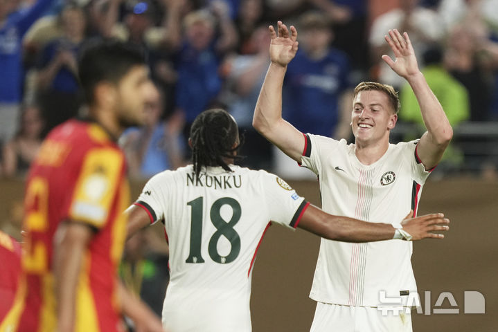 [필라델피아=AP/뉴시스]첼시 델랍 첫 골 신고. 2025.06.24.